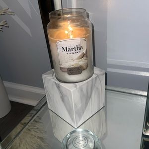 Bath & Body Works chic candle holder